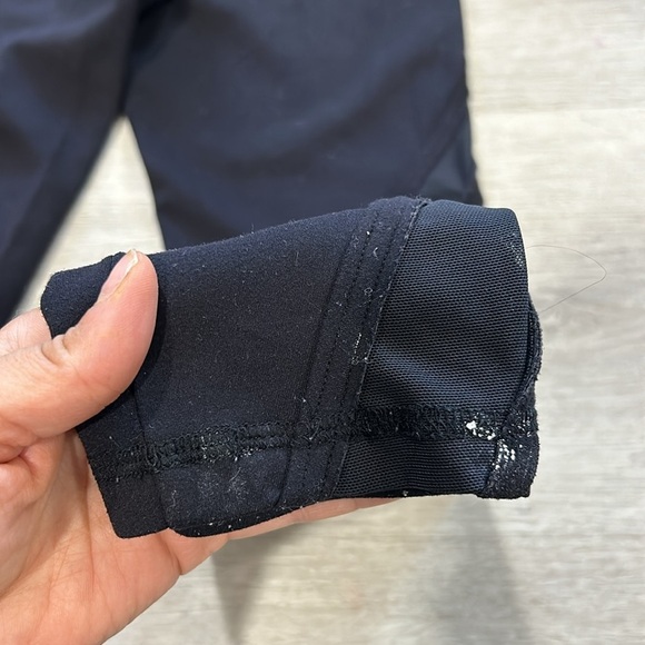 Free people movement leggings with mesh cutouts - Picture 8 of 10